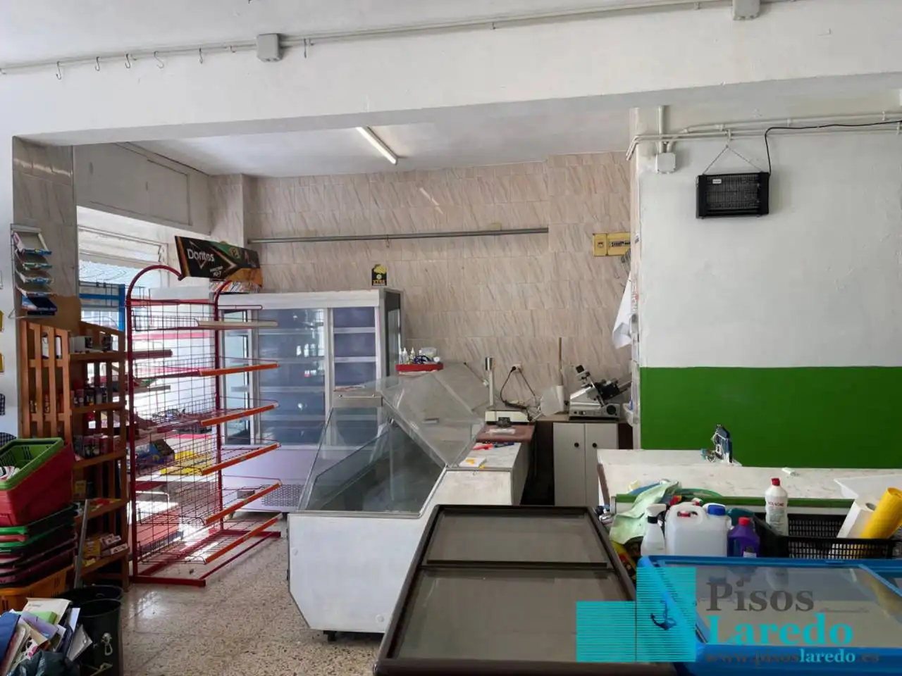 Local de lloguer a Plaza Carlos V, 1, Carlos V