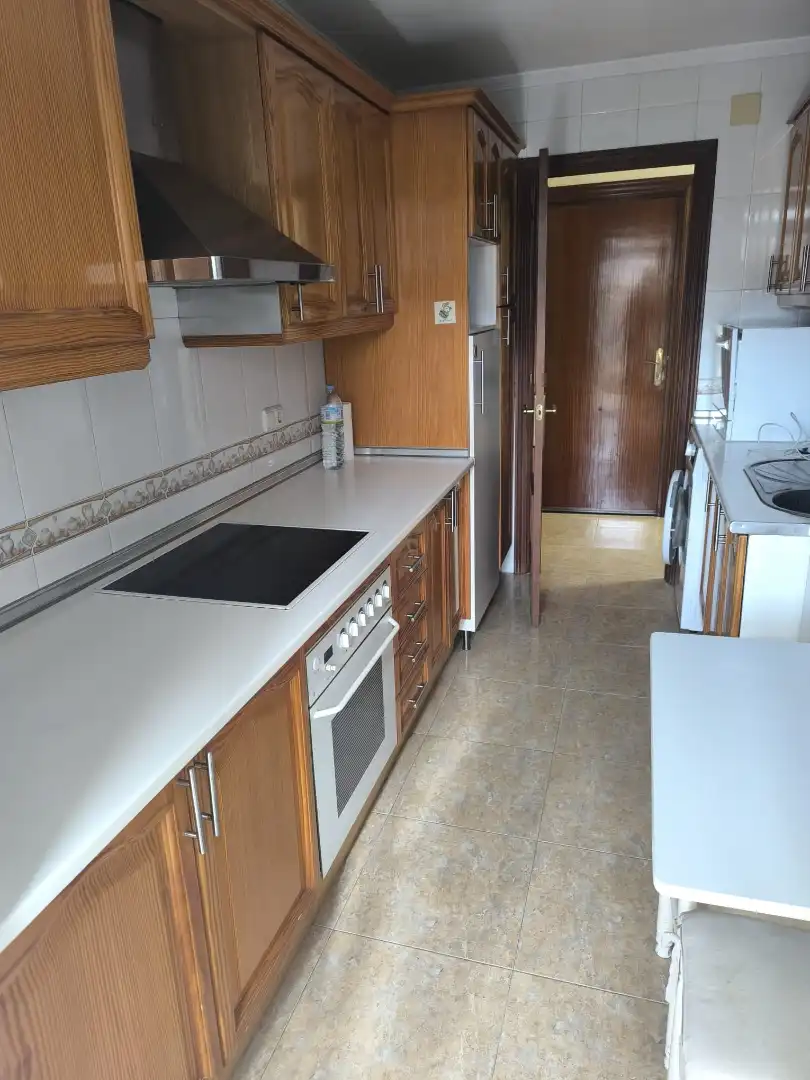 Cocina de Piso de alquiler en Melilla con Aire acondicionado, Amueblado y Horno