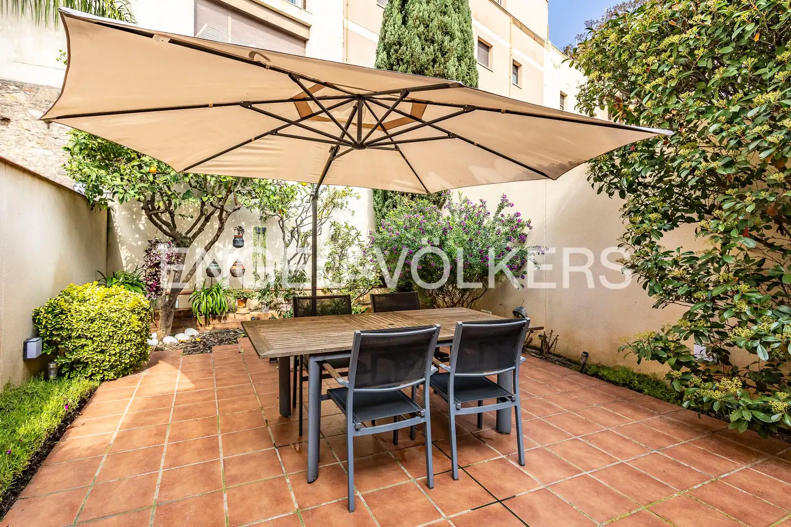 Terrassa de Casa o xalet en venda en Barcelona amb Aire condicionat, Calefacció i Terrassa