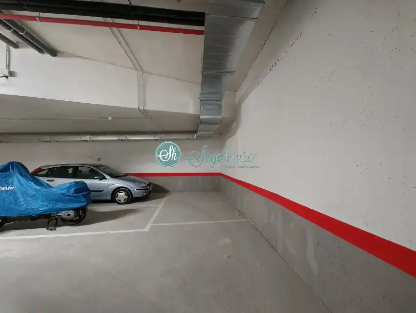 Parkplatz von Wohnung zur Miete in Segovia mit Heizung, Terrasse und Abstellraum
