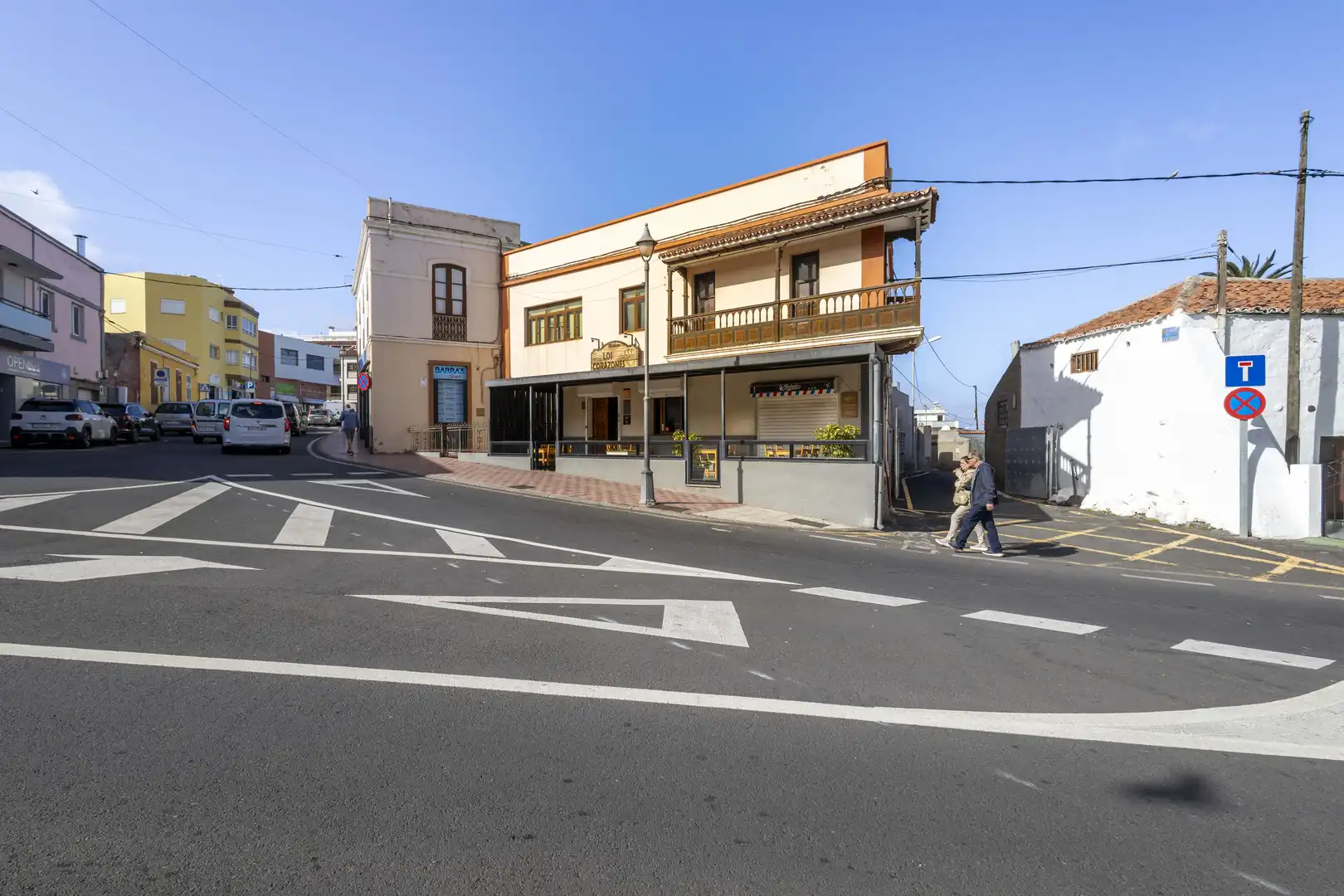 Vista exterior de Local en traspaso en San Cristóbal de la Laguna con Calefacción y Alarma