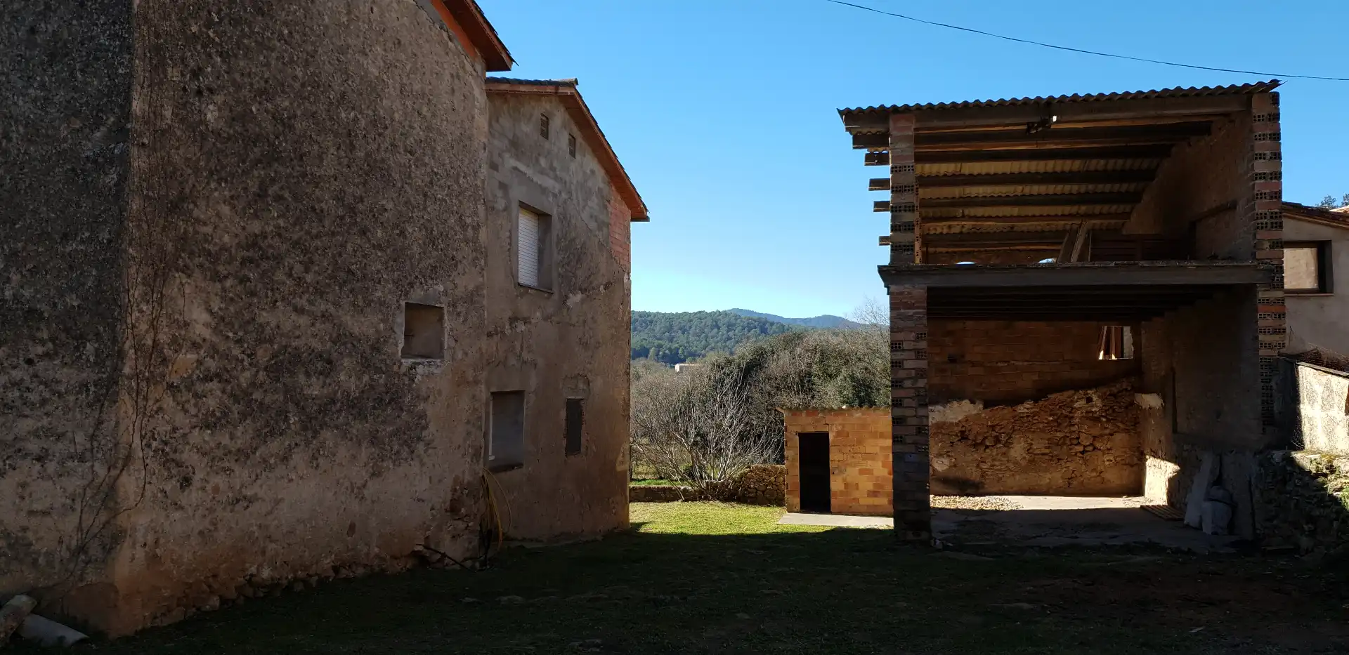 Country house with garden for sale in Serinyà, imagen 3