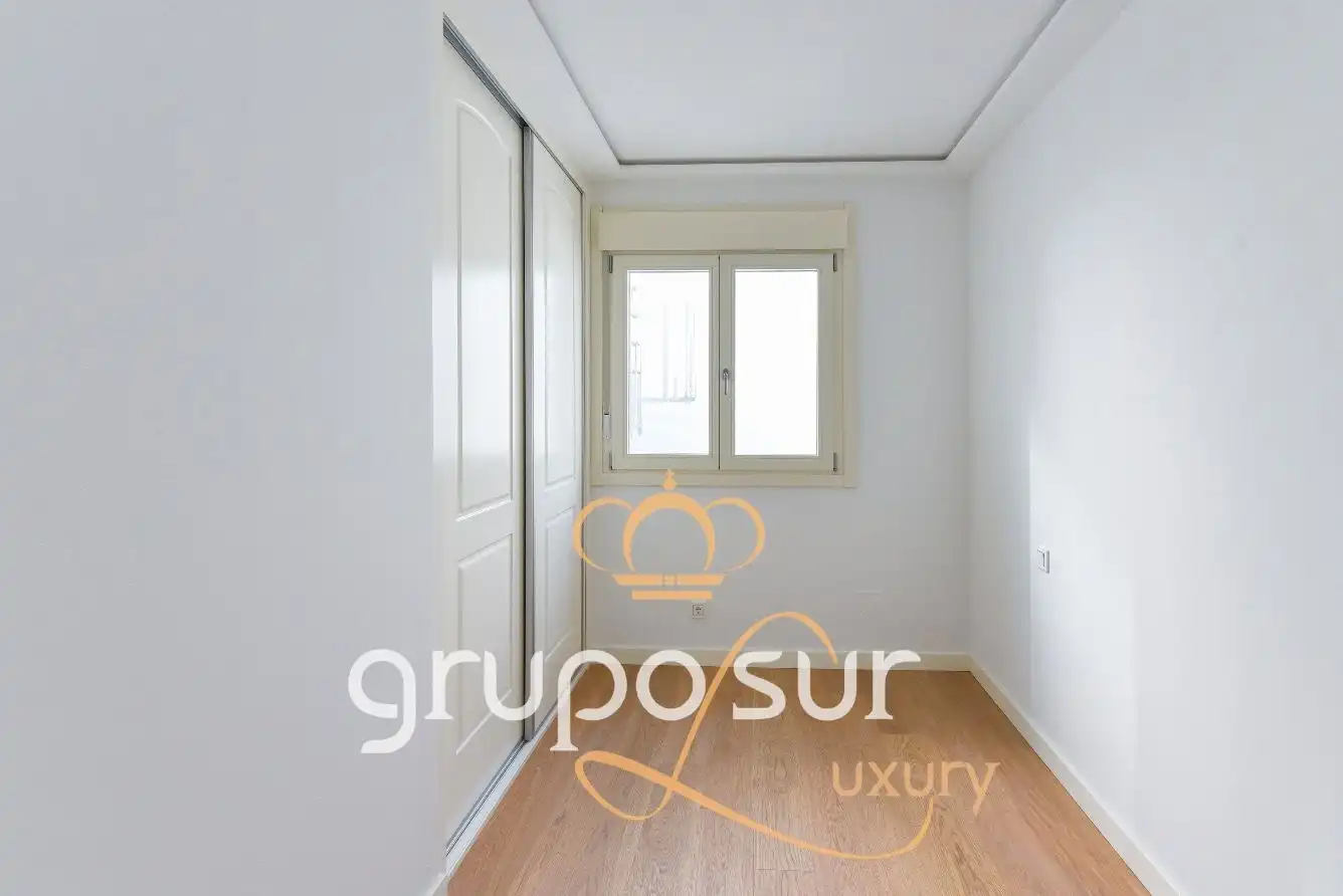 Habitación de Ático en venta en Valladolid con Calefacción, Parquet y Trastero