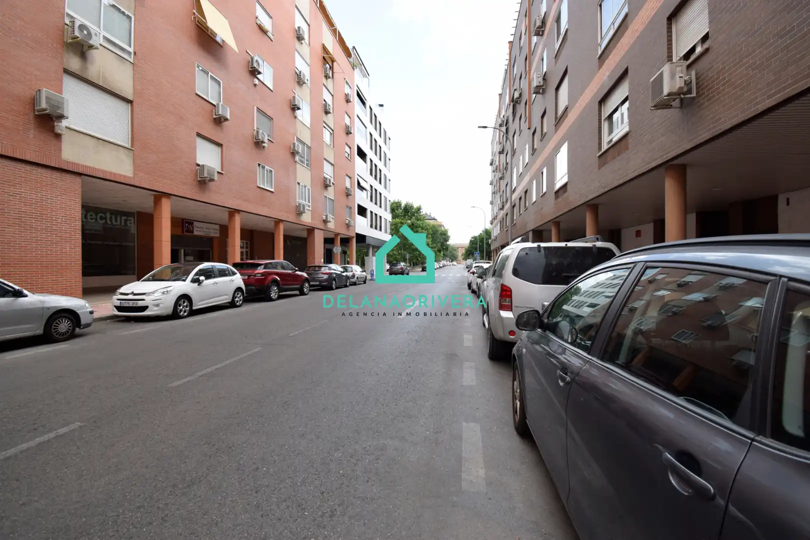 Außenansicht von Geschaftsraum zum Verkauf in Alcalá de Henares
