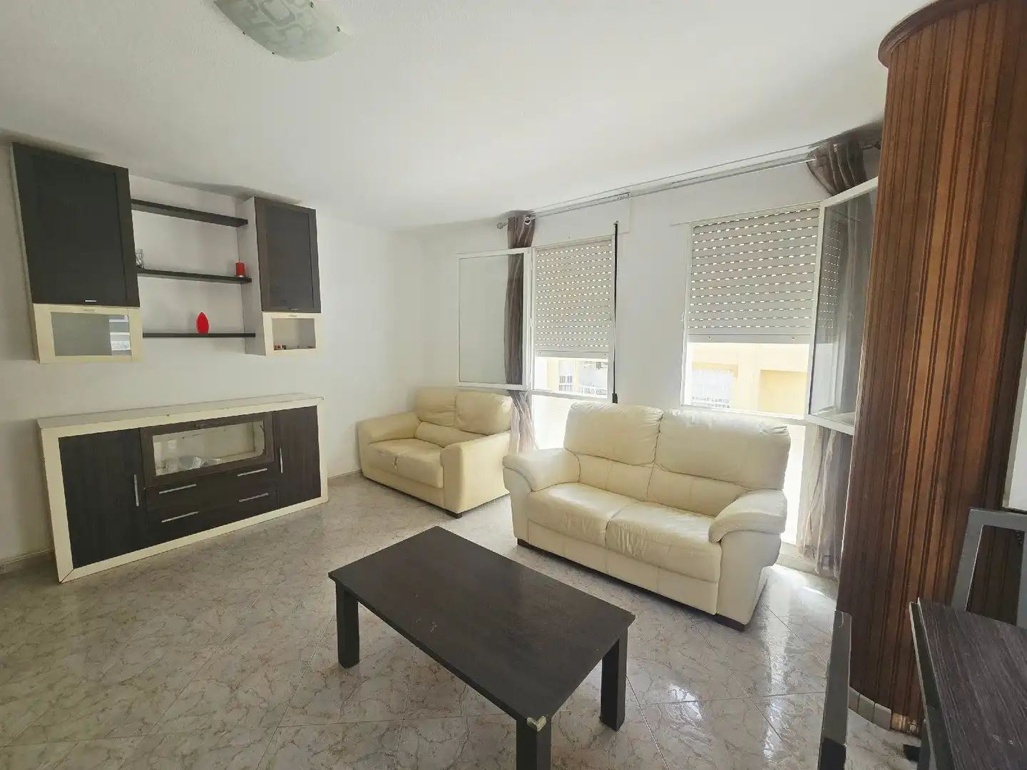 Sala de estar de Piso en venta en Garrucha con Aire acondicionado, Terraza y Piscina