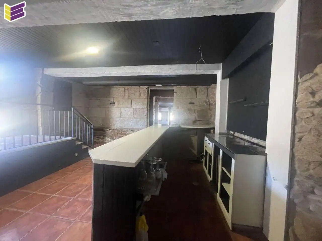 Cuina de Local en venda en Tui amb Aire condicionat i Alarma