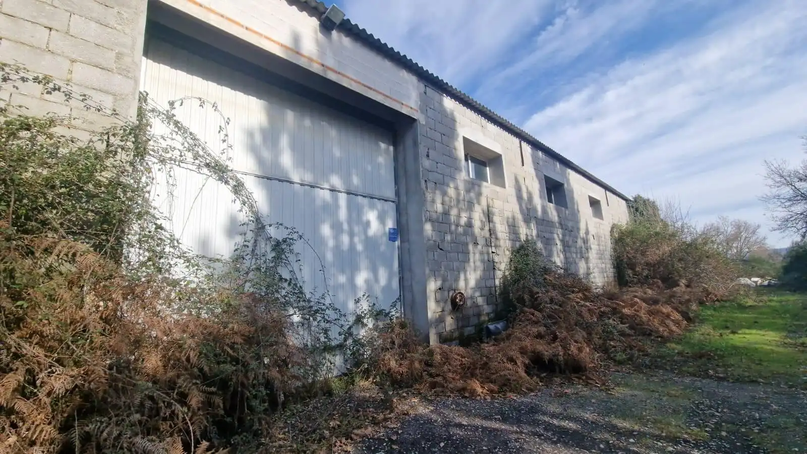 Nau industrial en venda a Avenida LAVANDEIRA, 12, Coles
