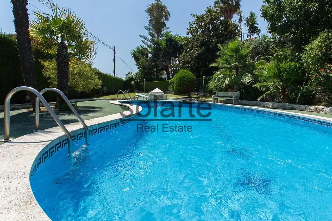 Piscina de Casa o xalet en venda en Cunit amb Balcó i Piscina comunitària