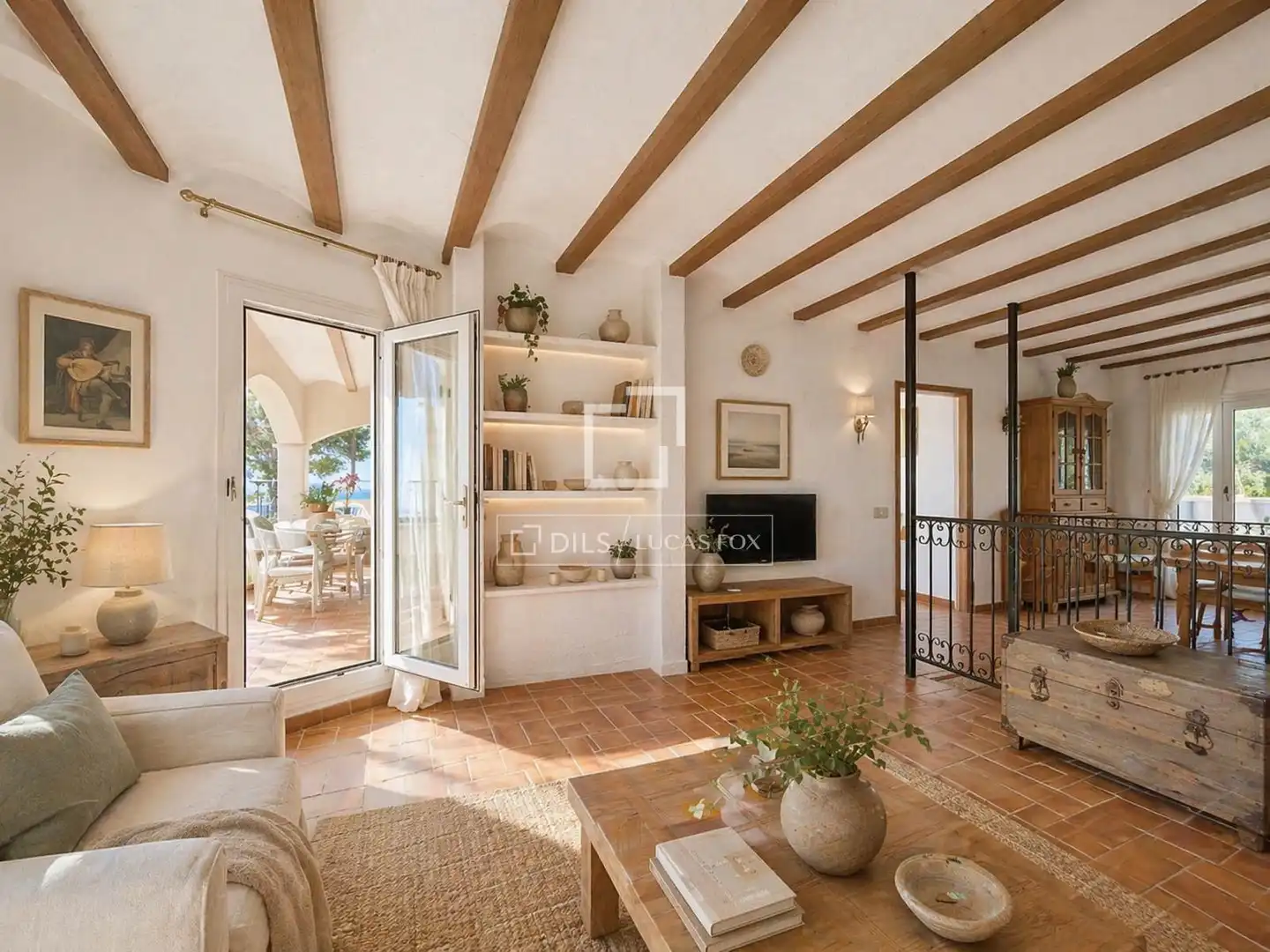 Sala d'estar de Casa o xalet en venda en Calafell amb Jardí privat, Terrassa i Traster