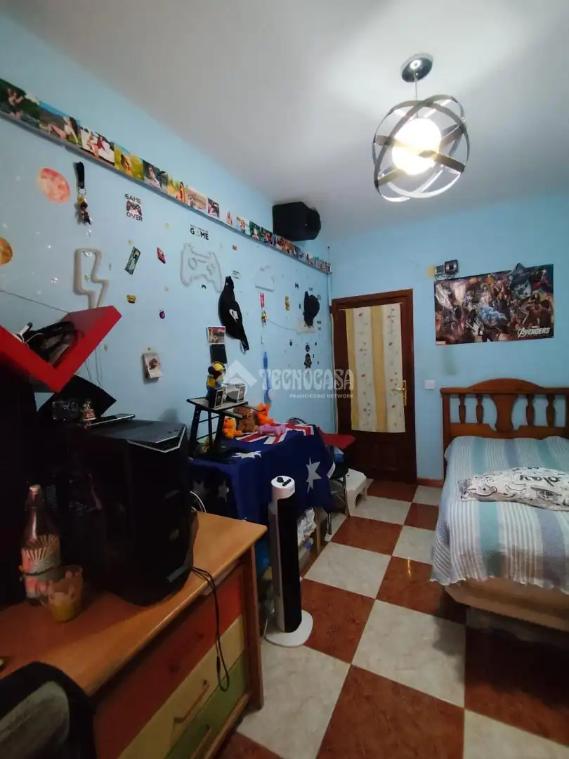 Bedroom of Flat for sale in Córdoba  with Air Conditioner