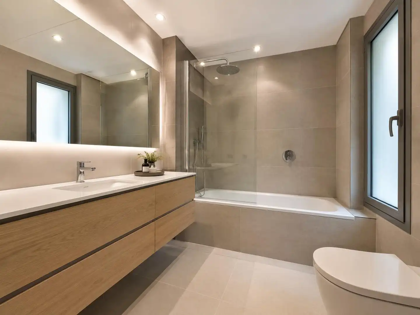 Bany de Apartament en venda en Barcelona amb Aire condicionat, Calefacció i Balcó