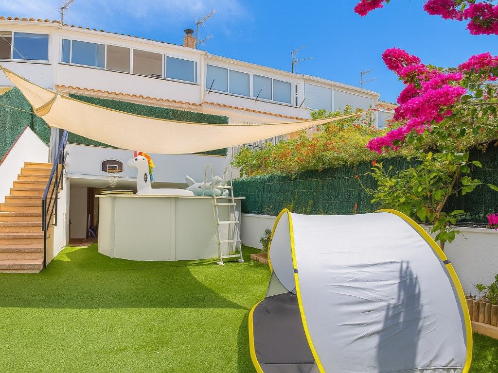 Terrace of House or chalet for sale in Sant Pere de Ribes  with Air Conditioner, Heating and Oven