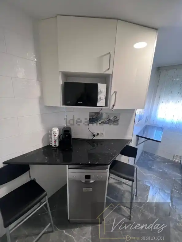 Cuina de Pis en venda en Madrid amb Aire condicionat, Calefacció i Terrassa