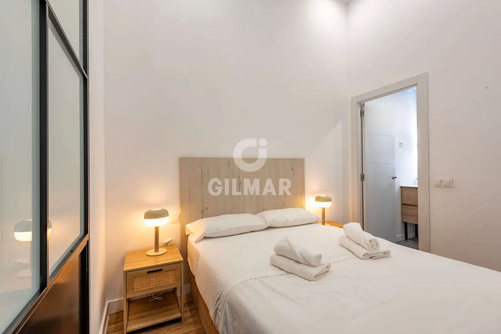 Habitación de Piso en venta en Madrid con Calefacción