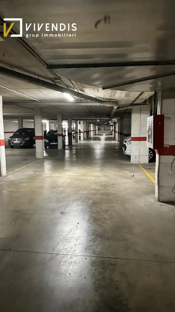 Individual en venta en Avenida BARCELONA
