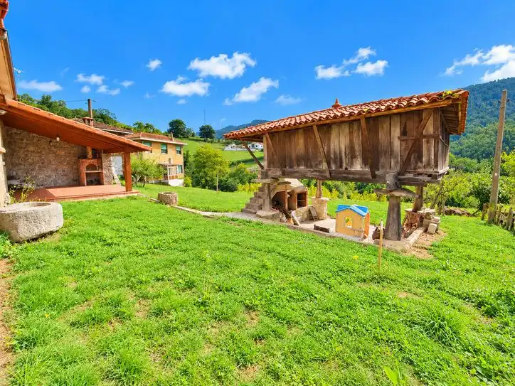 Casa amb terrassa en venda a Candamo, imagen 9