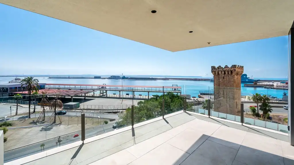 Apartamento con piscina en venta en Ponent