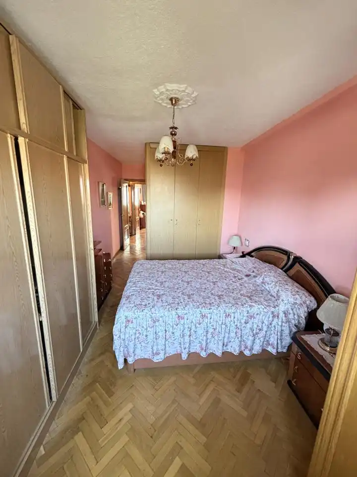 Schlafzimmer von Wohnung zum Verkauf in Madrid mit Heizung, Parkett und Gemeinschaftspool