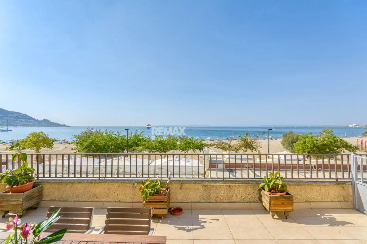 Flat with lift for sale in Passeig PS MARITIM, imagen 3