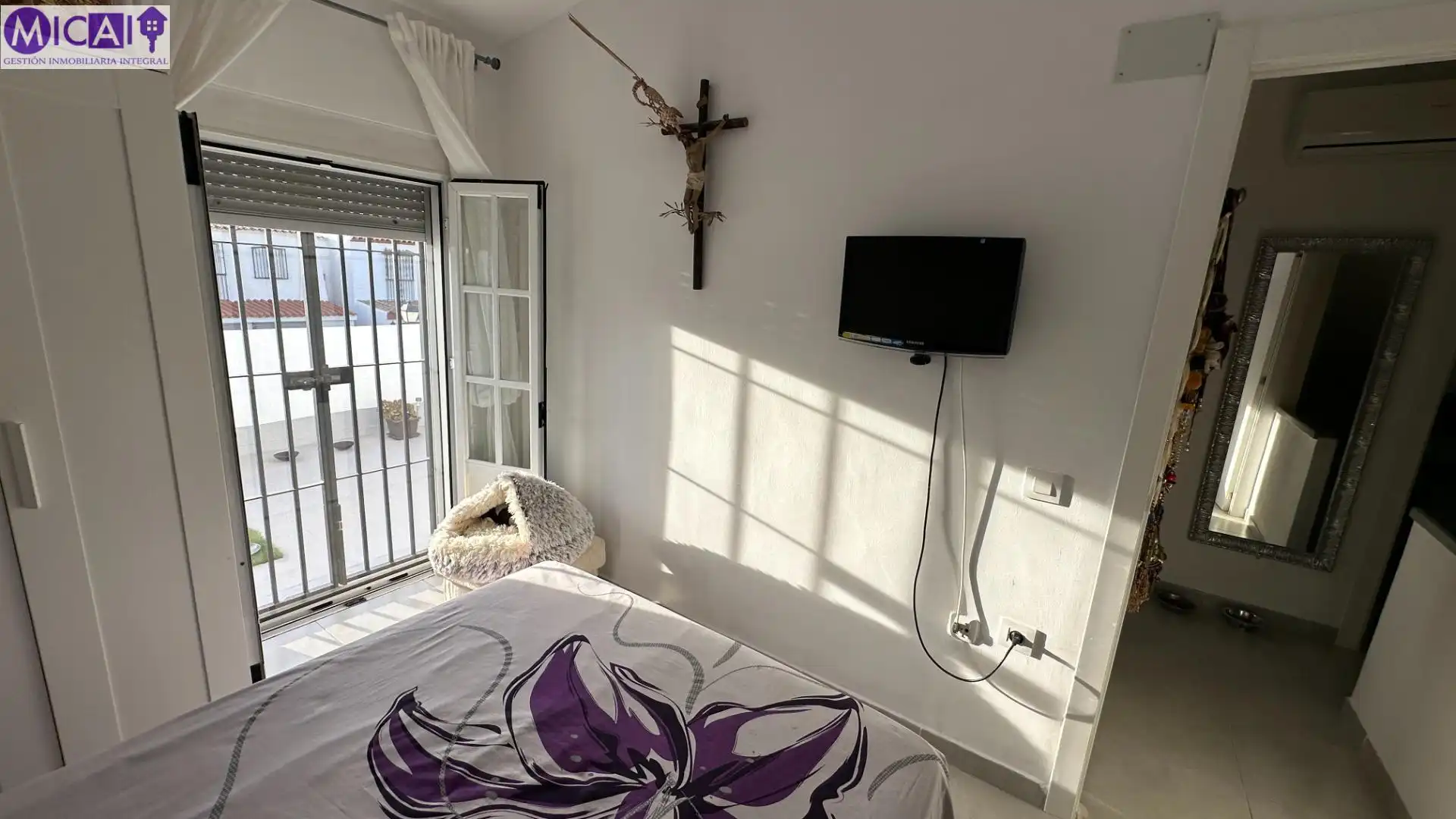 Habitación de Casa adosada en venta en Chiclana de la Frontera con Aire acondicionado, Jardín privado y Terraza