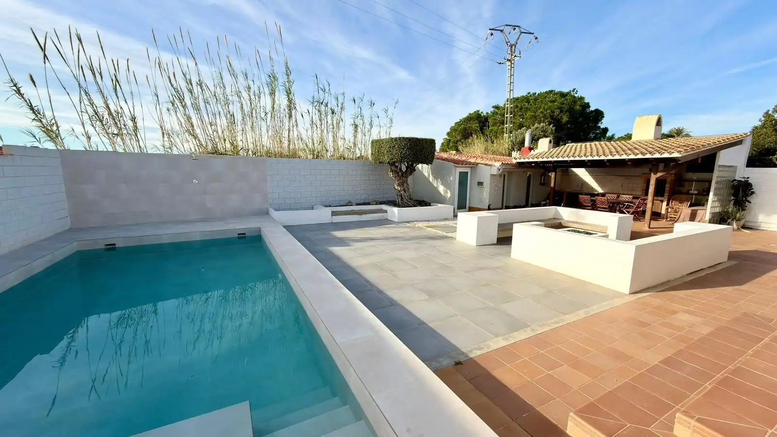 Swimming pool of Houses for sale in El Campello  with Air Conditioner, Terrace and Swimming Pool