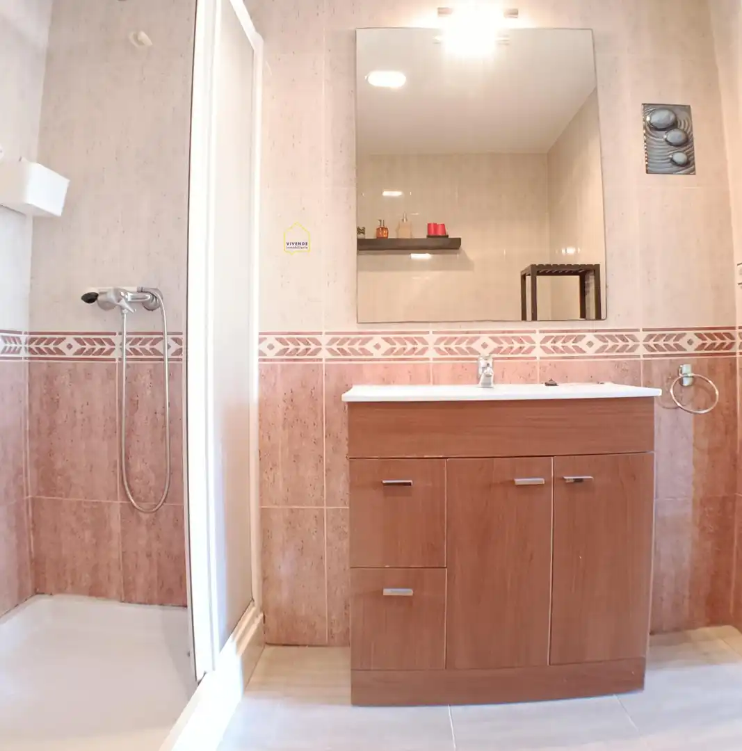Badezimmer von Wohnungen zum Verkauf in Águilas mit Klimaanlage, Heizung und Terrasse