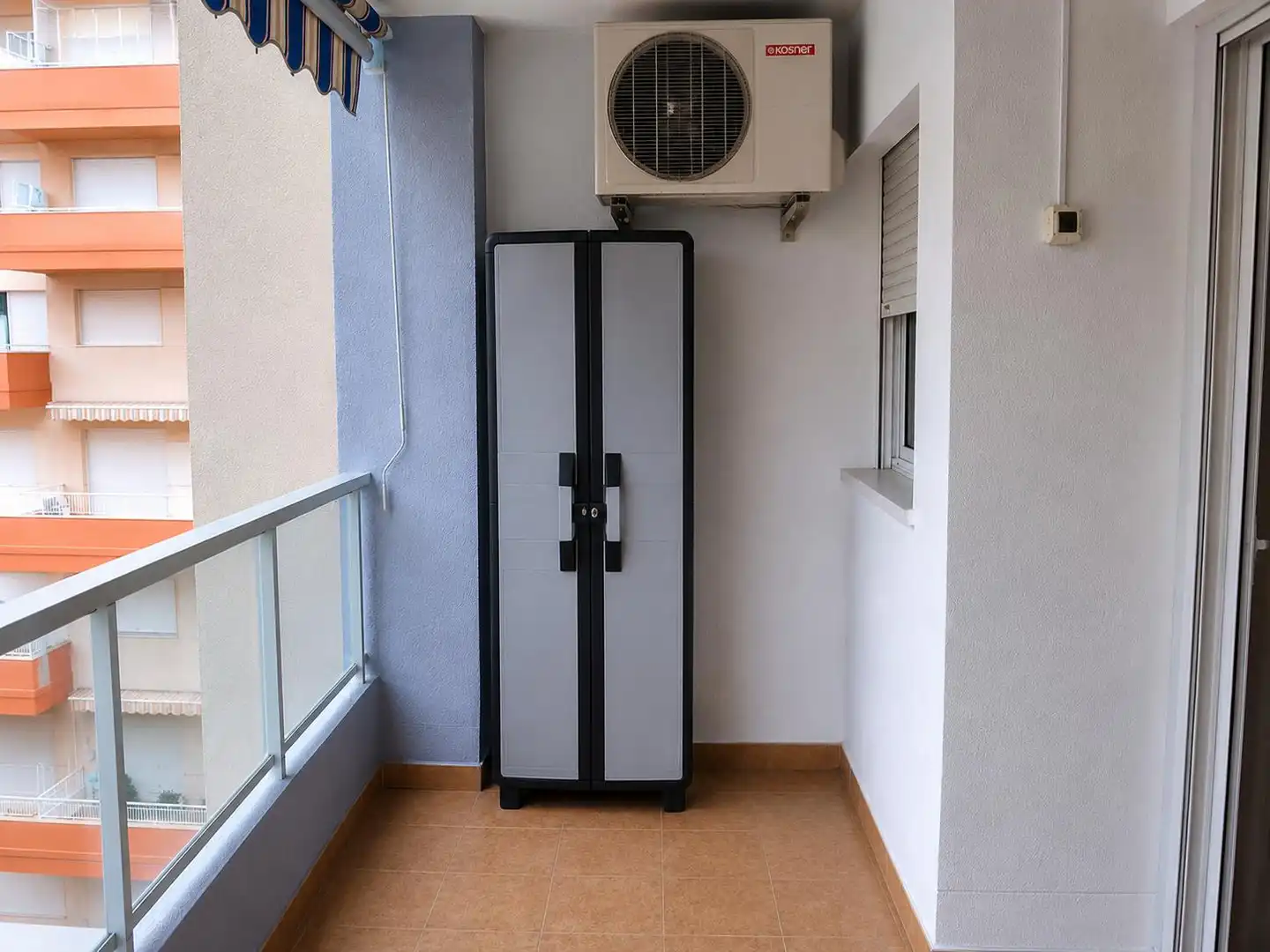 Terrasse von Wohnung zum Verkauf in Canet d'En Berenguer mit Klimaanlage, Terrasse und Möbliert