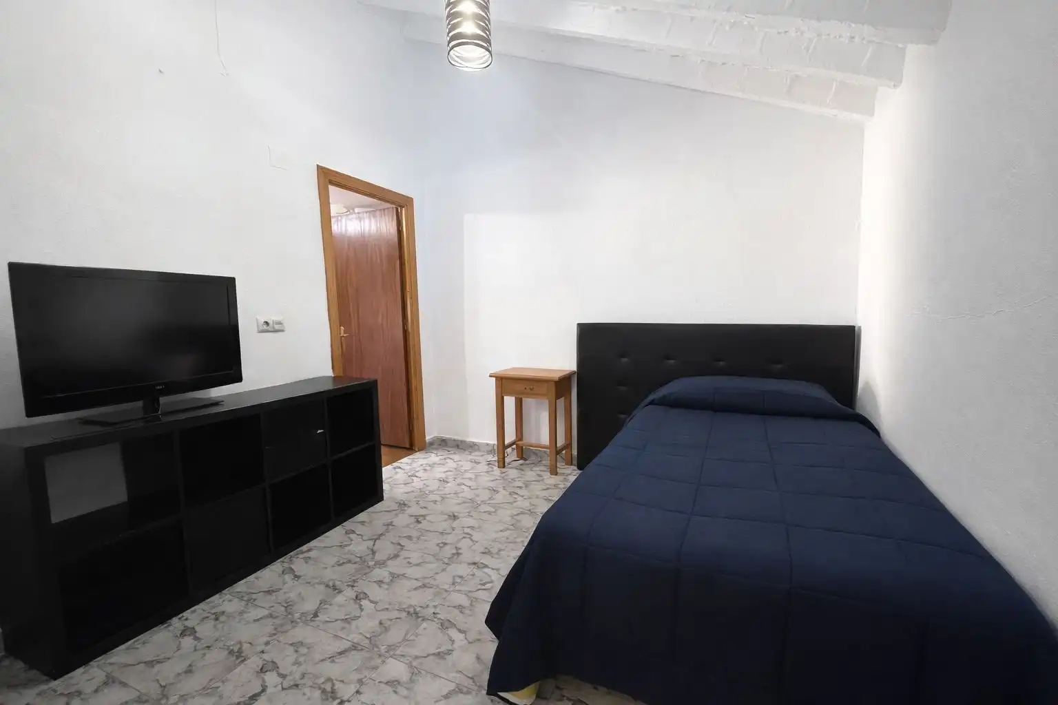 Dormitori de Casa o xalet en venda en Viñuela amb Moblat i Balcó