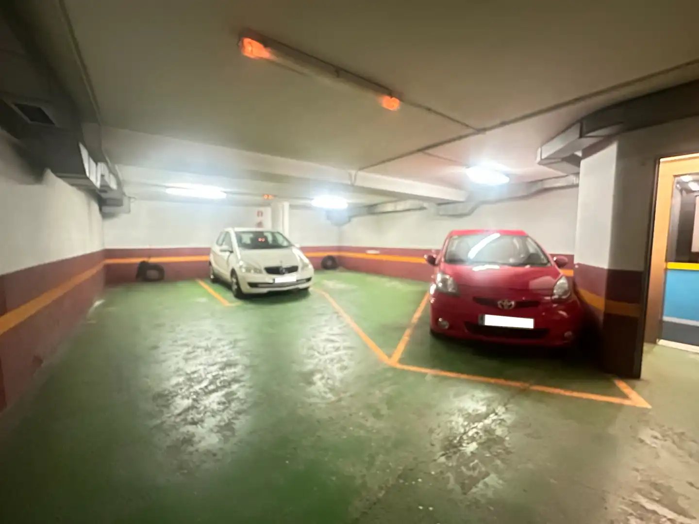 Aparcament amb ascensor en venda a Rúa de Gómez Ulla