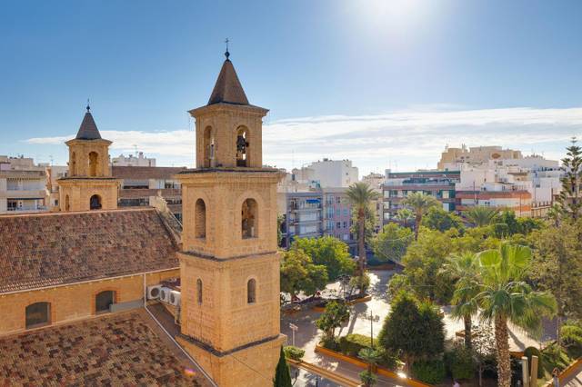 Apartamento en Venta en Calle Caballero de Rodas en Centro - Muelle Pesquero