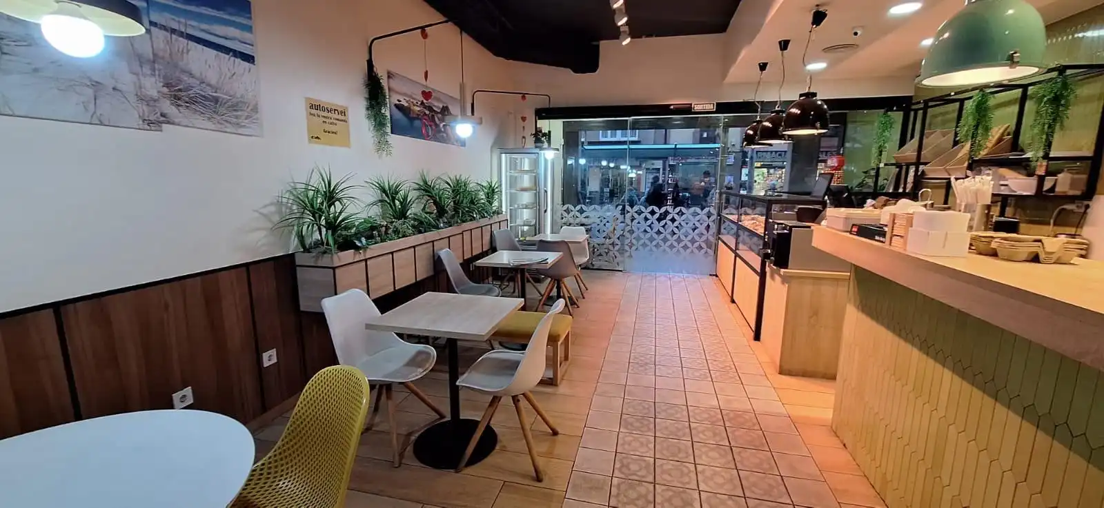 Business premises to rent in Carrer Carrer Rambla, 166, imagen 4