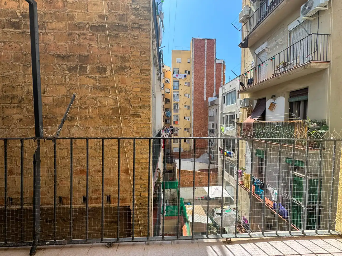 Terraza de Piso en venta en Barcelona con Horno, Microondas y Balcón