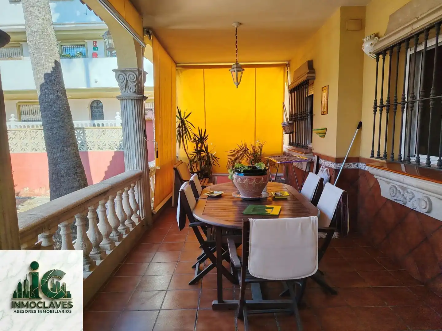Terrace of Detached homes for sale in Algeciras  with Private garden and Terrace