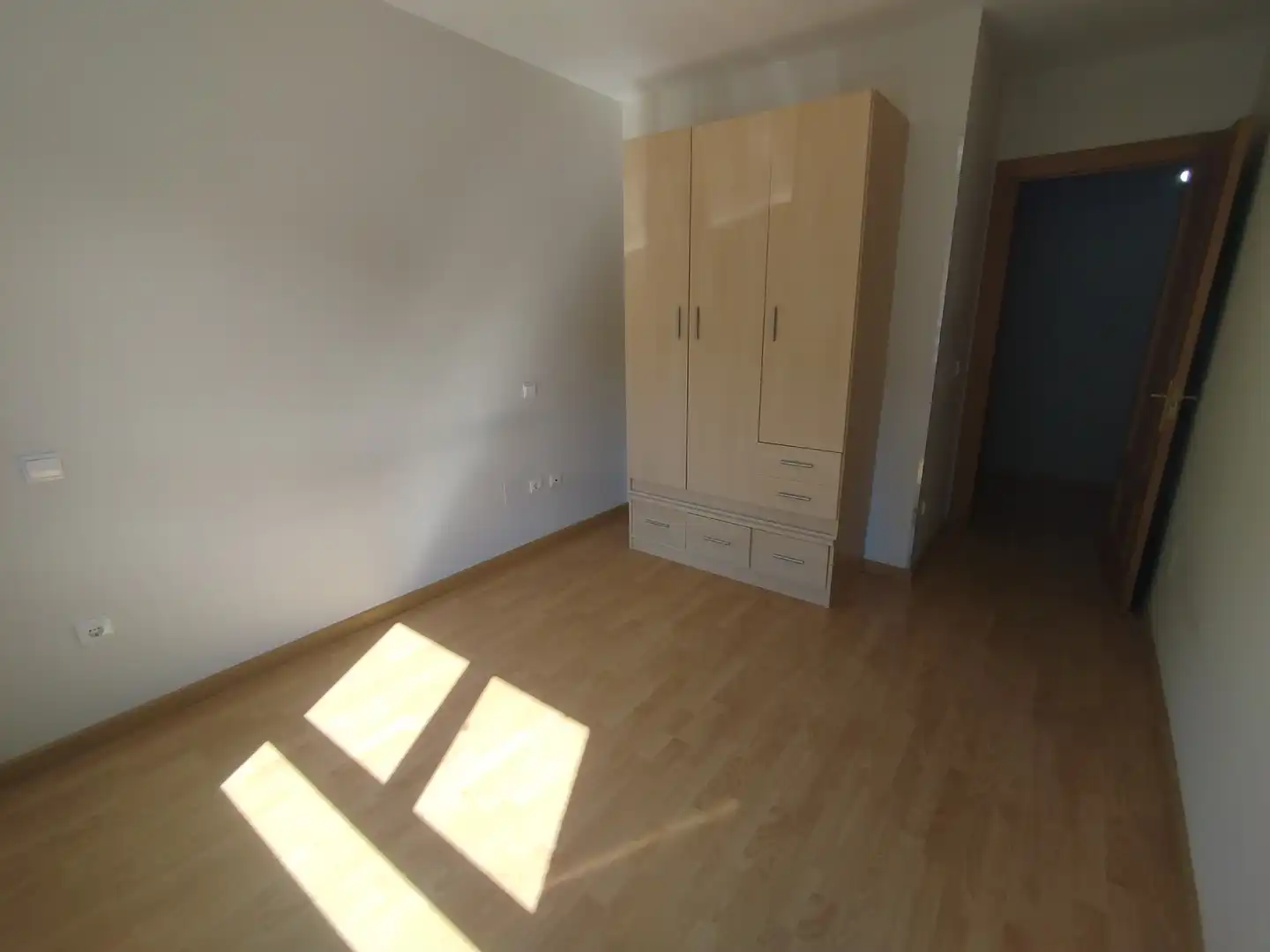 Schlafzimmer von Wohnung zum Verkauf in Zaratán mit Heizung, Abstellraum und Ofen