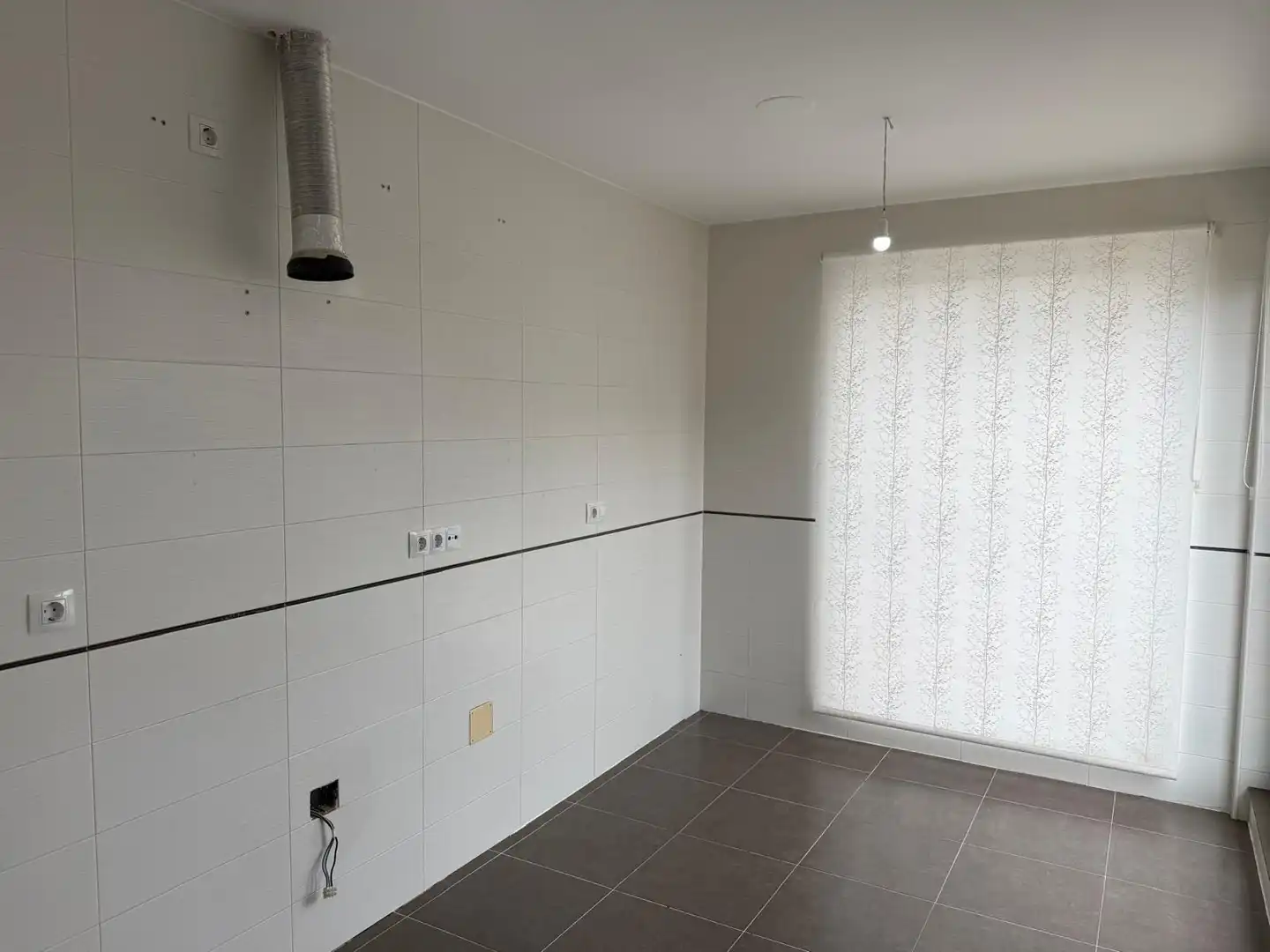 Cocina de Casa adosada en venta en Lugo con Calefacción y Jardín privado