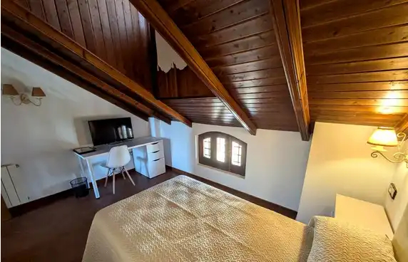 Habitación de Casa o chalet para compartir en Linares con Aire acondicionado, Terraza y Amueblado