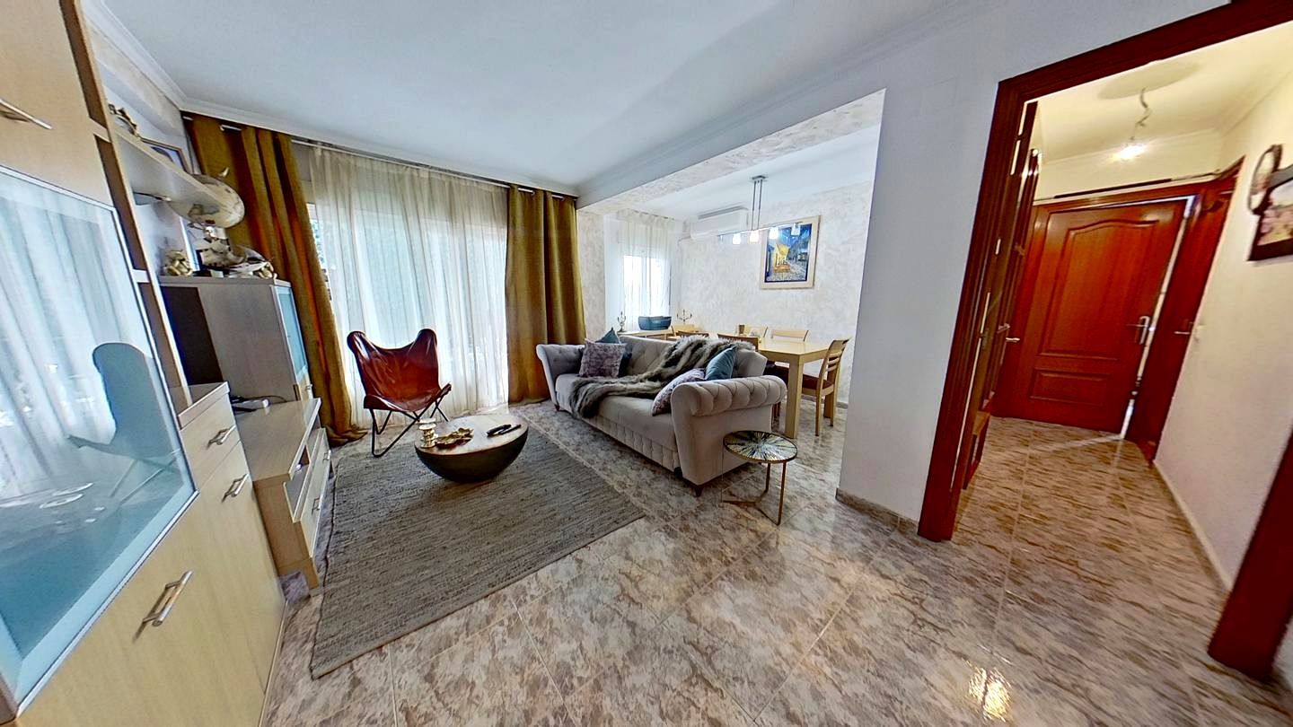 Living room of Flat for sale in Parla  with Air Conditioner, Heating and Private garden