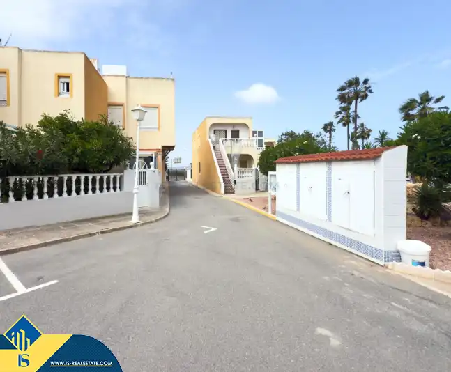 Bungalow amb piscina en venda a Nueva Torrevieja - Aguas Nuevas, imagen 16