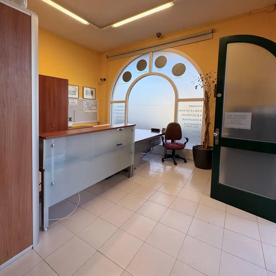Local comercial en venta en Avenida d'Europa, imagen 2