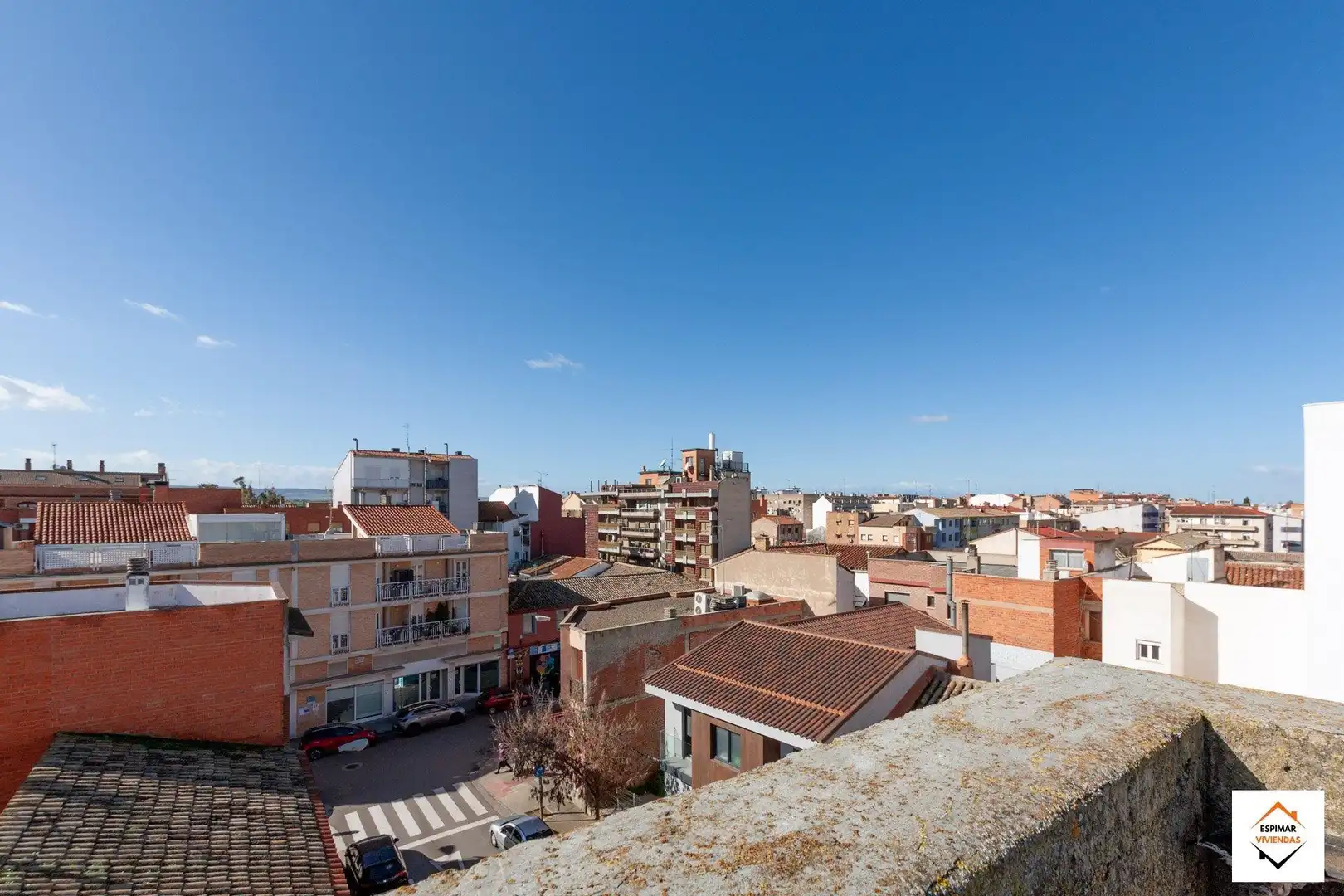 Vista exterior de Pis en venda en Zaragoza amb Terrassa