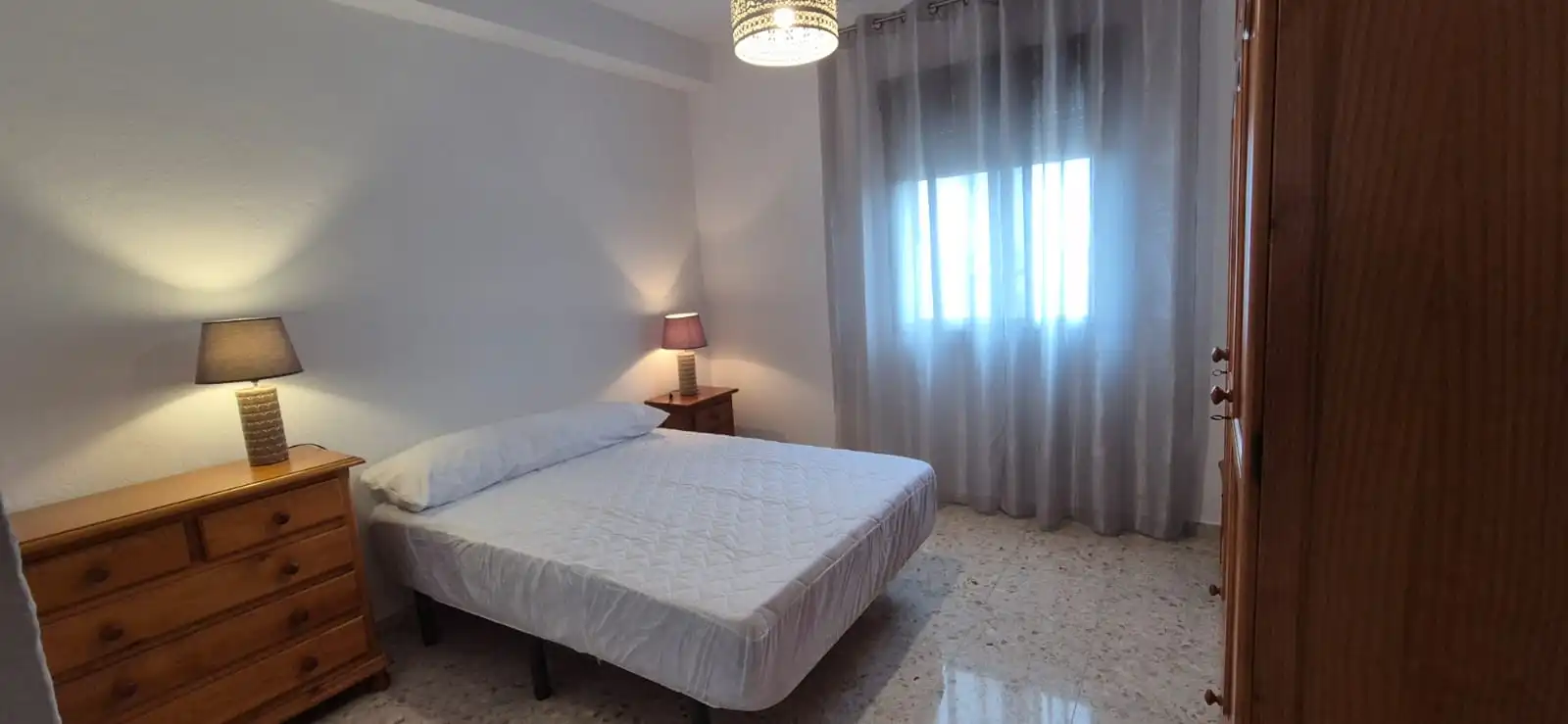 Habitación de Piso de alquiler en Badajoz con Aire acondicionado, Calefacción y Terraza