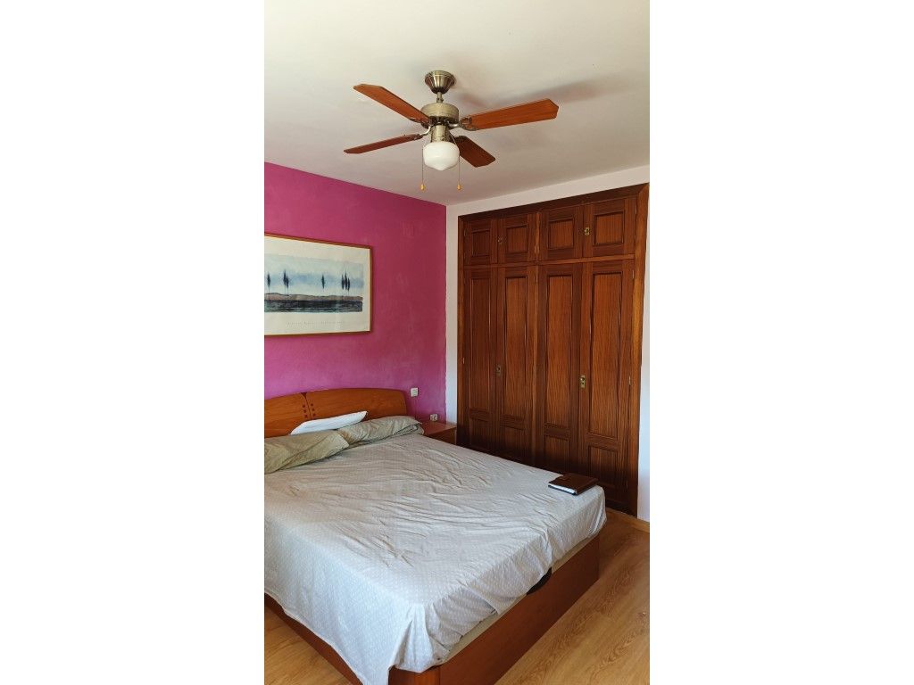 Dormitori de Dúplex en venda en Dos Hermanas