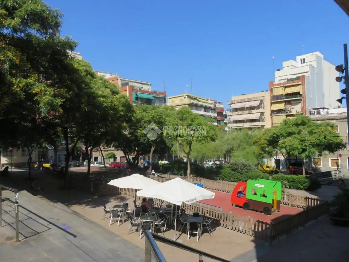 Exterior view of Garage for sale in Barcelona