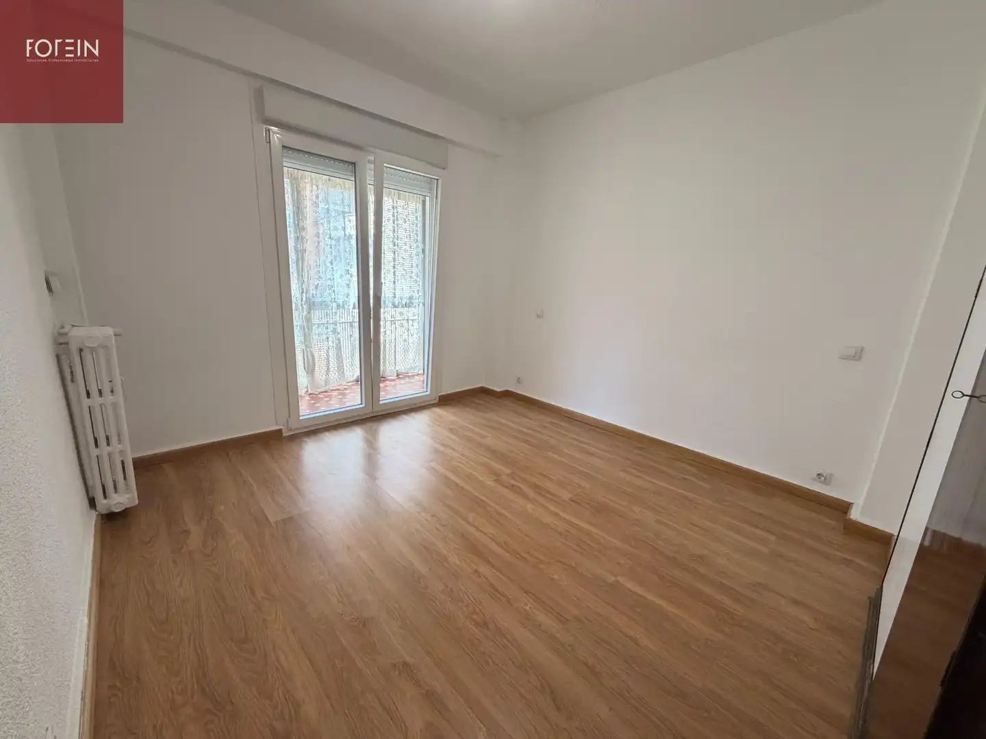 Bedroom of Flat for rent in Madrid  with Heating, Terrace and Storage room