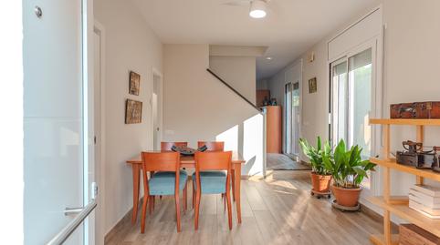 Foto 4 de Casa adosada en venda a Avinguda Països Catalans, 30, Caldes de Malavella, Girona