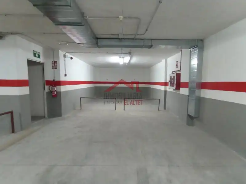 Garage zur Miete in Carrer Armada Espaṅola, 33, El Altet