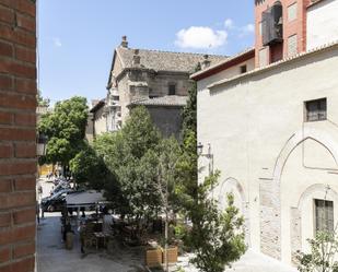 Vista exterior de Pis en venda en  Granada Capital amb Calefacció, Terrassa i Traster