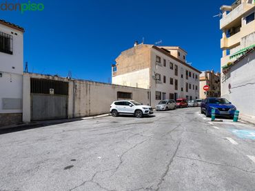 Local comercial en venta en Calle Calle María Uceda Díaz 18