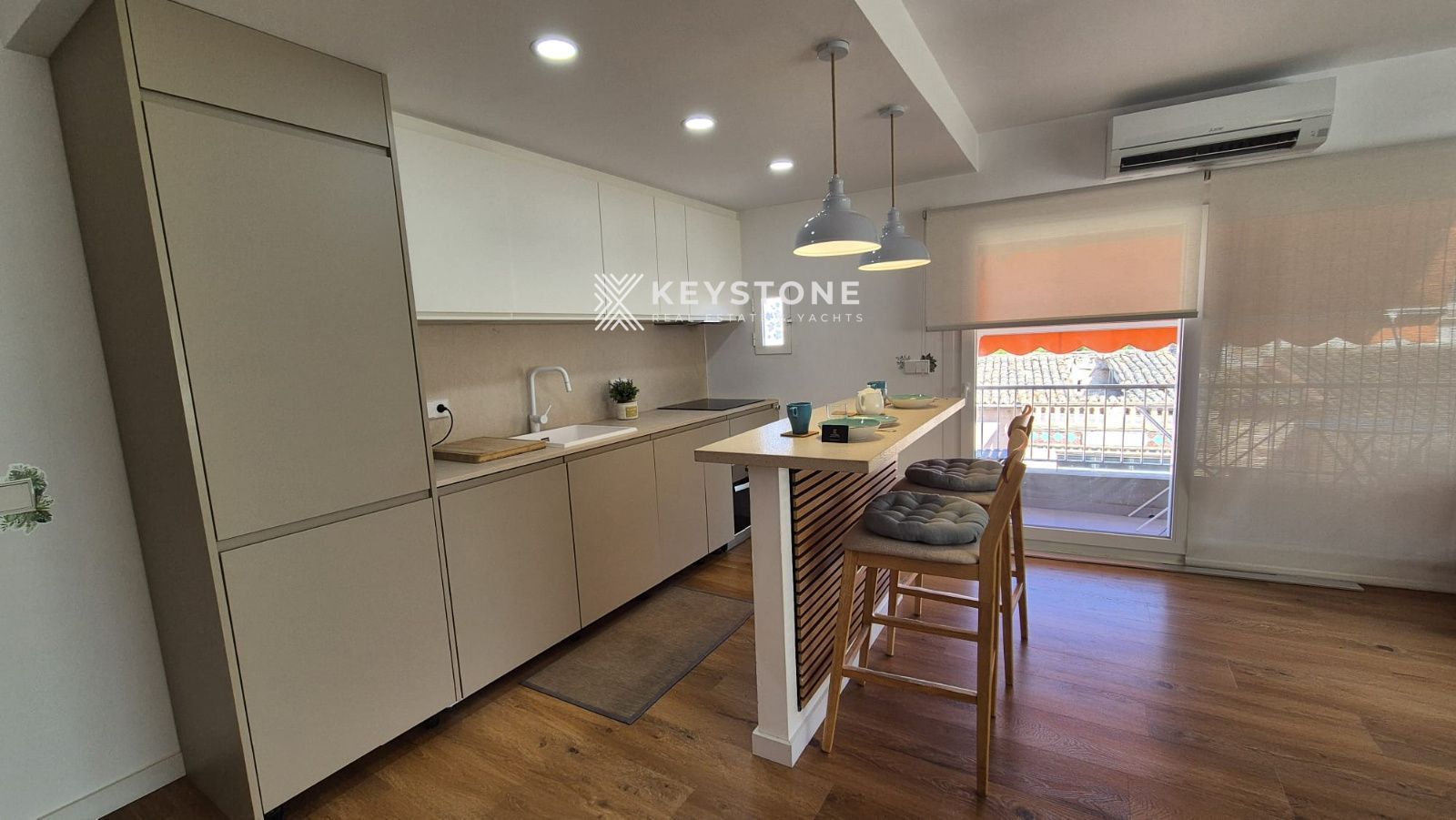 Kitchen of Flat for sale in  Palma de Mallorca  with Air Conditioner, Heating and Terrace