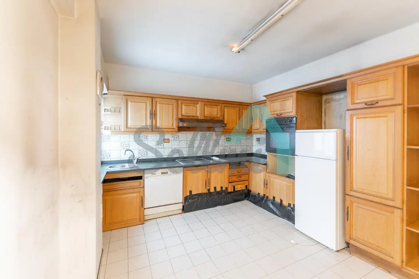 Kitchen of Flat for sale in Gijón   with Heating, Parquet flooring and Terrace